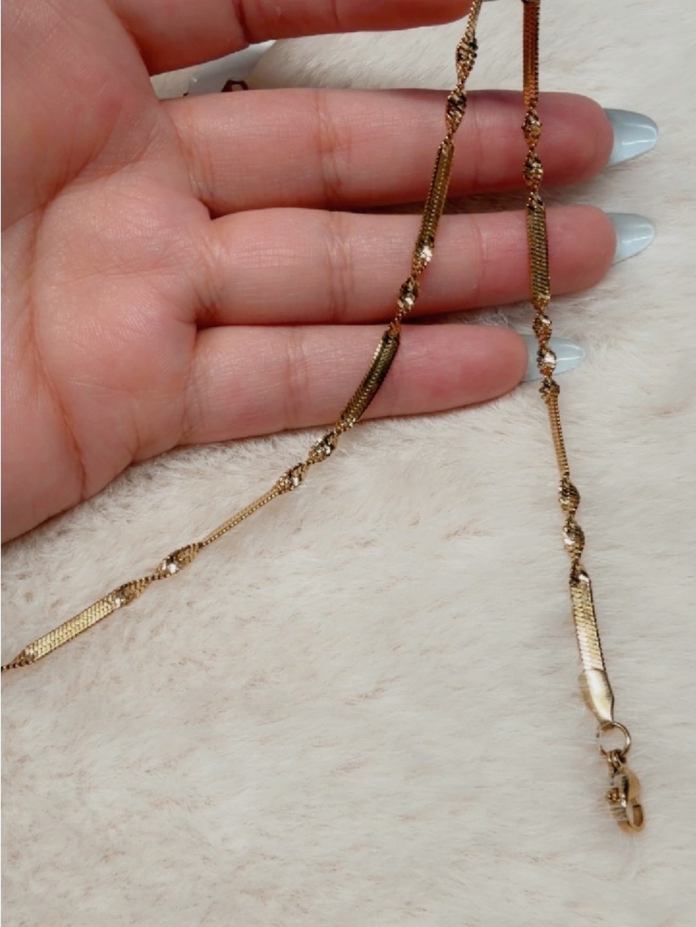 Elegant Gold-Tone Women's Chain Necklace 16.5-18.5in long